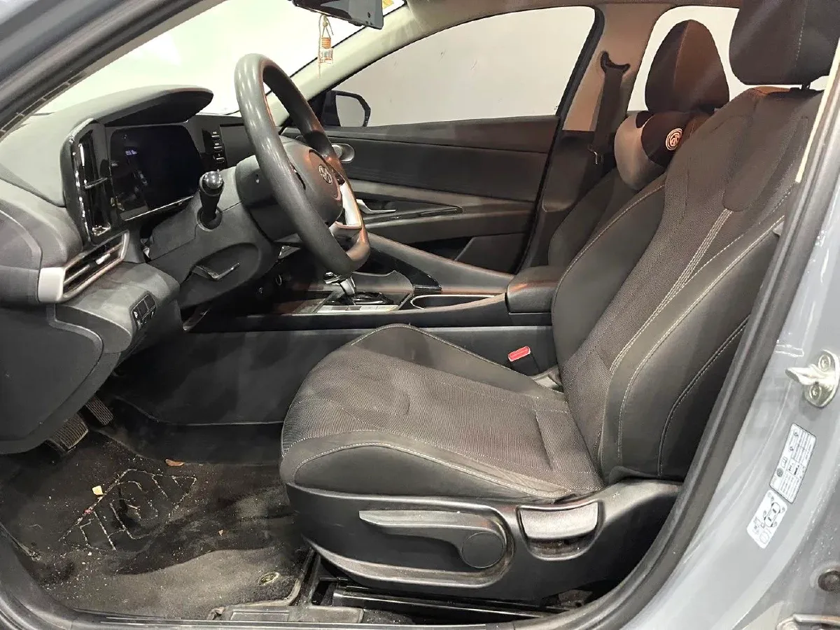 2021 Hyundai Elantra 1.5L 115HP L4 CVT,autocango,china used car exporter,china ev exporter,chinese used car exporter,chinese used ev exporter