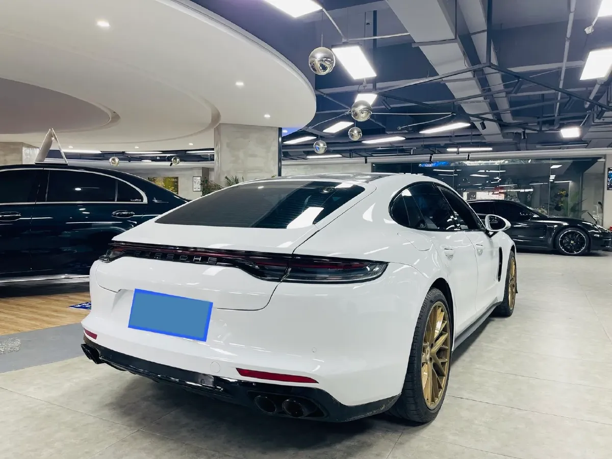 2021 Porsche Panamera 2.9T 330HP V6 8DCT,autocango,china used car exporter,china ev exporter,chinese used car exporter,chinese used ev exporter