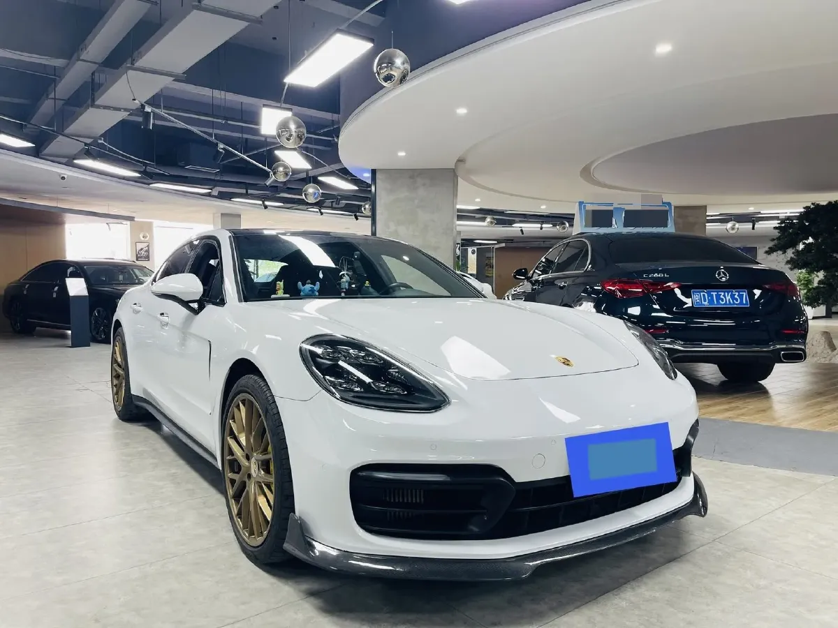 2021 Porsche Panamera 2.9T 330HP V6 8DCT,autocango,china used car exporter,china ev exporter,chinese used car exporter,chinese used ev exporter