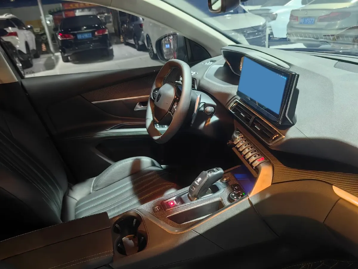 2023 Peugeot 4008 1.6T 170HP L4 8AT,autocango,china used car exporter,china ev exporter,chinese used car exporter,chinese used ev exporter