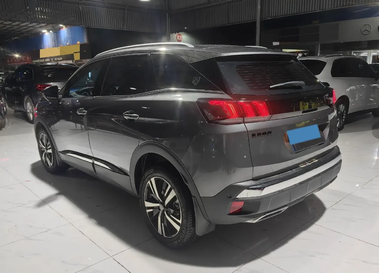 2023 Peugeot 4008 1.6T 170HP L4 8AT,autocango,china used car exporter,china ev exporter,chinese used car exporter,chinese used ev exporter
