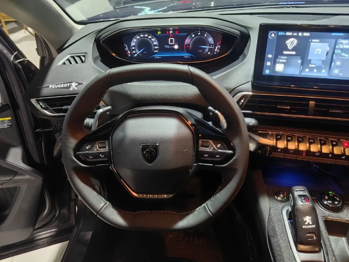 2023 Peugeot 4008 1.6T 170HP L4 8AT,autocango,china used car exporter,china ev exporter,chinese used car exporter,chinese used ev exporter