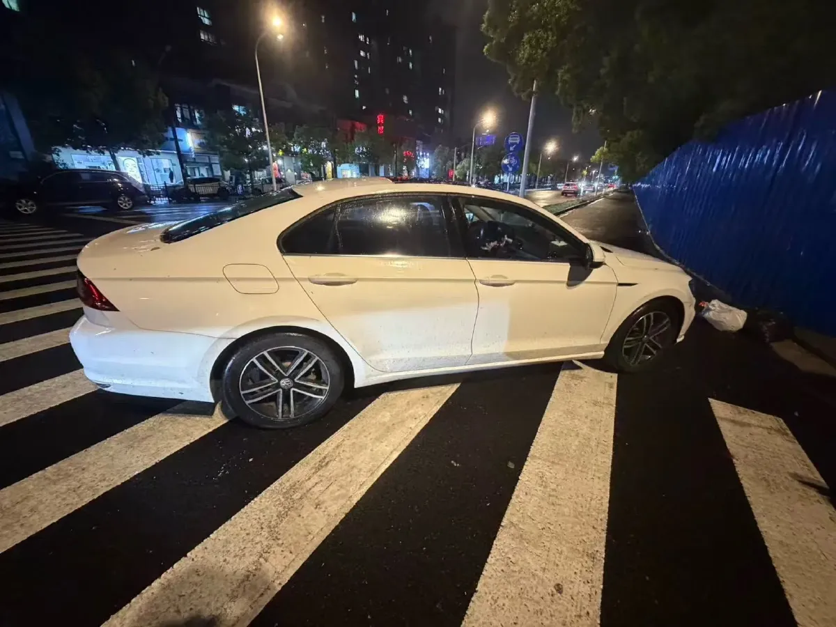 2021 Volkswagen Lamando 1.4T 150HP L4 7DCT,autocango,china used car exporter,china ev exporter,chinese used car exporter,chinese used ev exporter