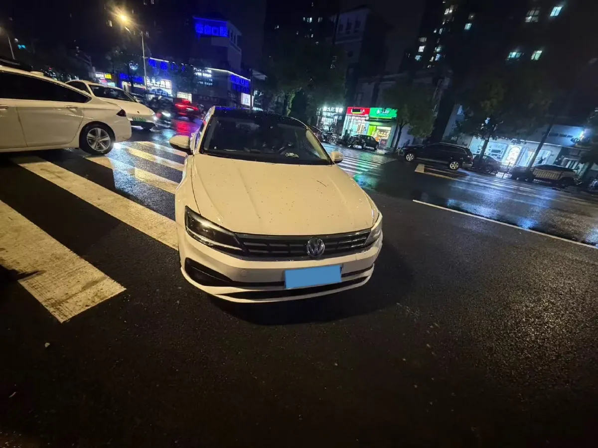 2021 Volkswagen Lamando 1.4T 150HP L4 7DCT,autocango,china used car exporter,china ev exporter,chinese used car exporter,chinese used ev exporter