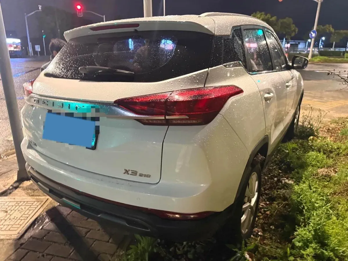 2019 BeiJing Auto X3 1.5T 150HP L4 6MT,autocango,china used car exporter,china ev exporter,chinese used car exporter,chinese used ev exporter
