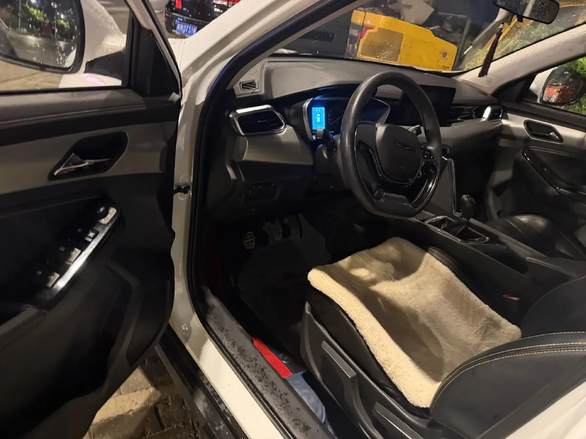 2019 BeiJing Auto X3 1.5T 150HP L4 6MT,autocango,china used car exporter,china ev exporter,chinese used car exporter,chinese used ev exporter