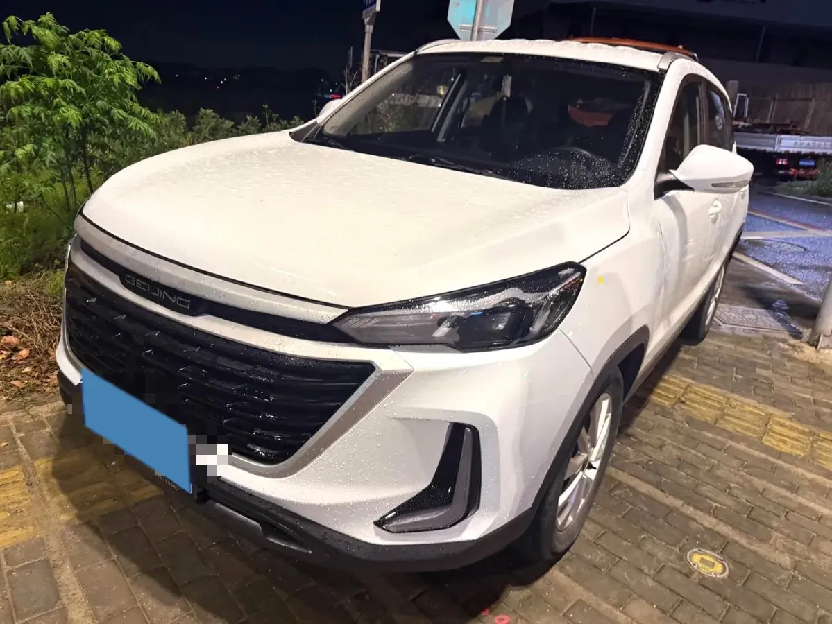 2019 BeiJing Auto X3 1.5T 150HP L4 6MT,autocango,china used car exporter,china ev exporter,chinese used car exporter,chinese used ev exporter