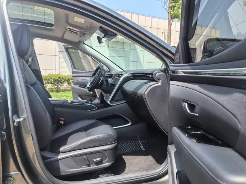 2023 Hyundai Tucson 1.5T 200HP L4 8AT,autocango,china used car exporter,china ev exporter,chinese used car exporter,chinese used ev exporter