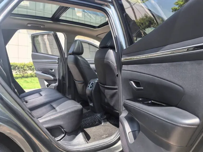 2023 Hyundai Tucson 1.5T 200HP L4 8AT,autocango,china used car exporter,china ev exporter,chinese used car exporter,chinese used ev exporter