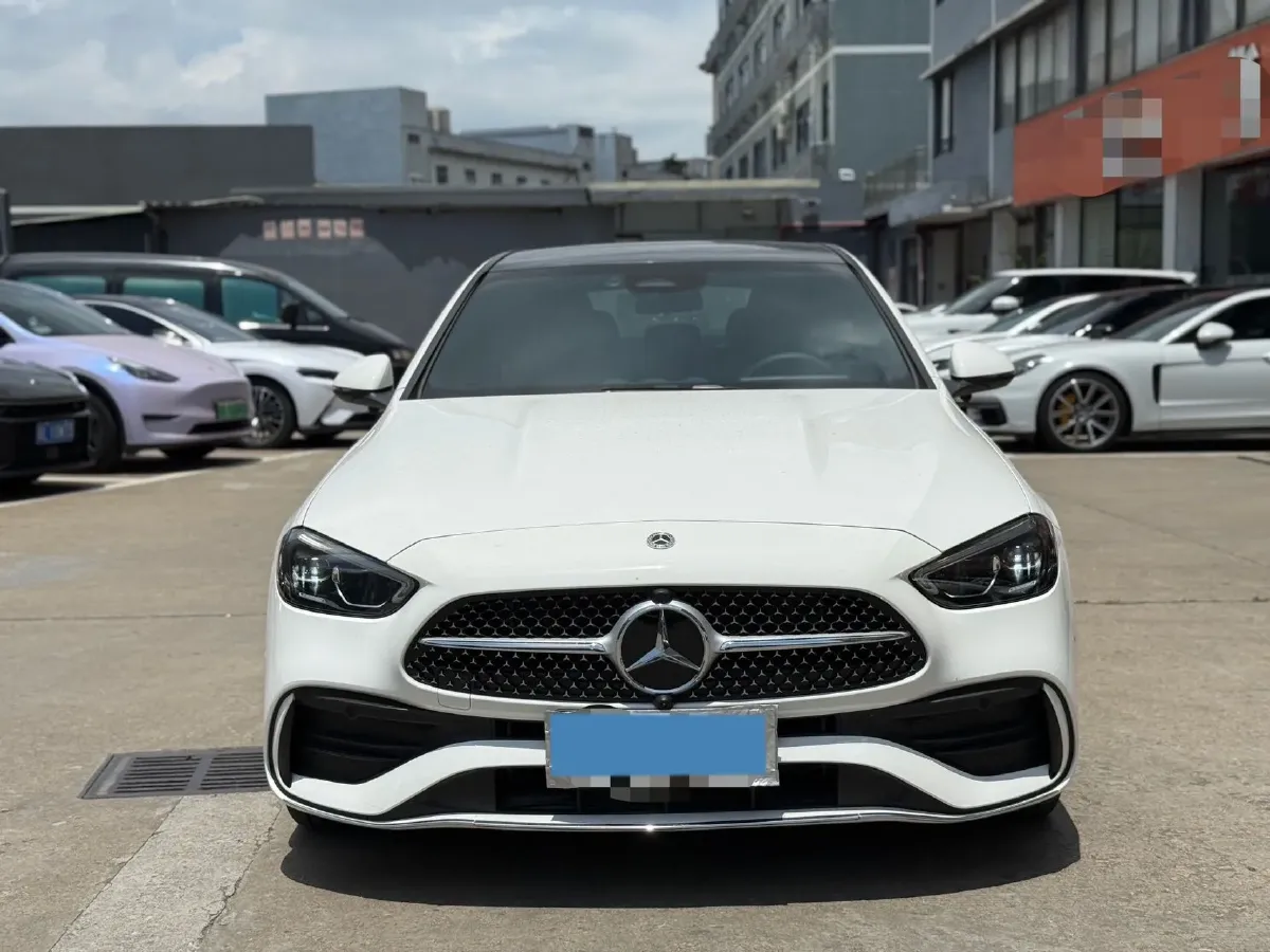 2024 Mercedes-Benz C Class 1.5T 204HP L4 9AT,autocango,china used car exporter,china ev exporter,chinese used car exporter,chinese used ev exporter