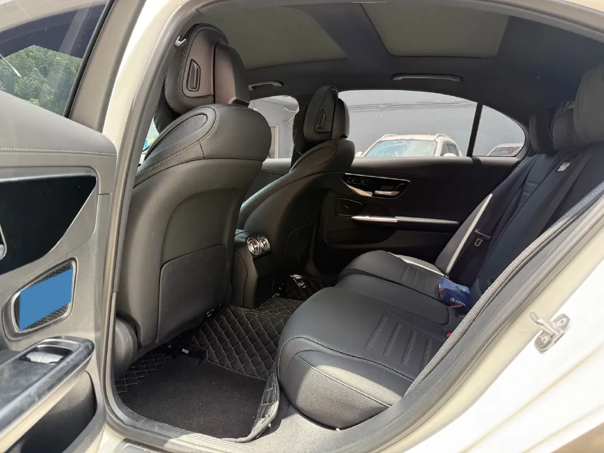 2024 Mercedes-Benz C Class 1.5T 204HP L4 9AT,autocango,china used car exporter,china ev exporter,chinese used car exporter,chinese used ev exporter