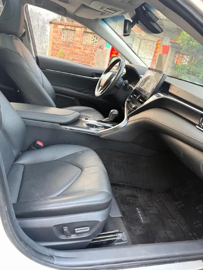 2021 Toyota Camry 2.5L 209HP L4 8AT,autocango,china used car exporter,china ev exporter,chinese used car exporter,chinese used ev exporter