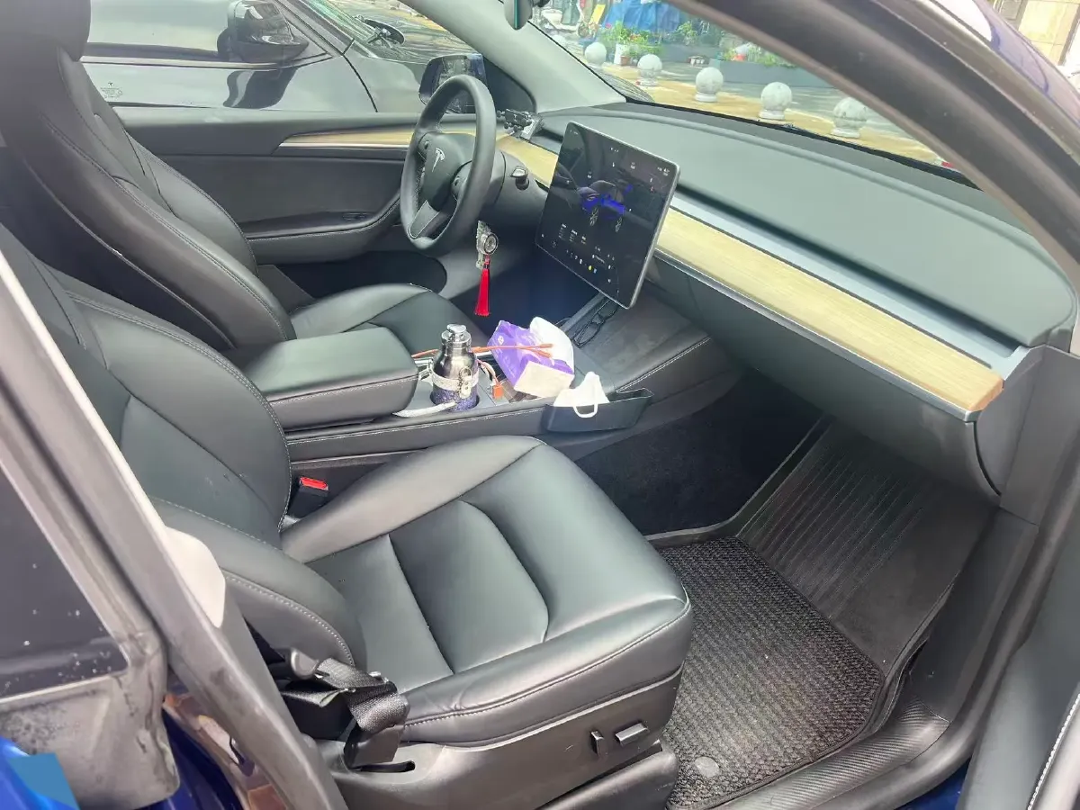 2022 Tesla Model Y BEV 60KWH,autocango,china used car exporter,china ev exporter,chinese used car exporter,chinese used ev exporter