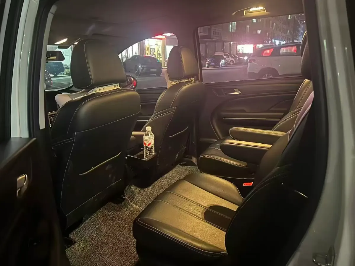 2021 GAC Trumpchi M6 1.5T 169HP L4 7DCT,autocango,china used car exporter,china ev exporter,chinese used car exporter,chinese used ev exporter