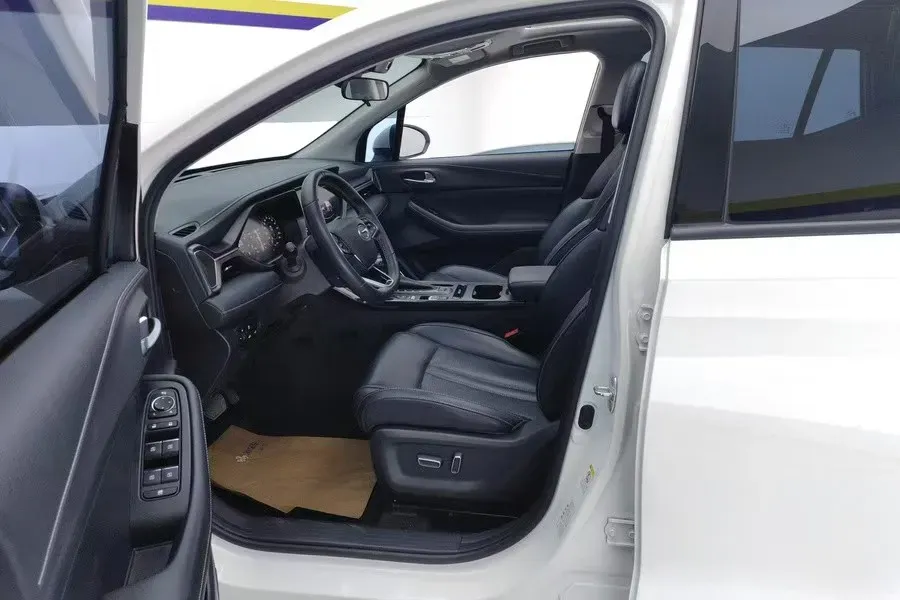 2021 GAC Trumpchi GS4 1.5T 169HP L4 6AT,autocango,china used car exporter,china ev exporter,chinese used car exporter,chinese used ev exporter