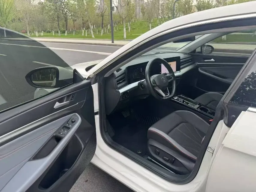 2022 Volkswagen Lavida 1.4T 150HP L4 7DCT,autocango,china used car exporter,china ev exporter,chinese used car exporter,chinese used ev exporter