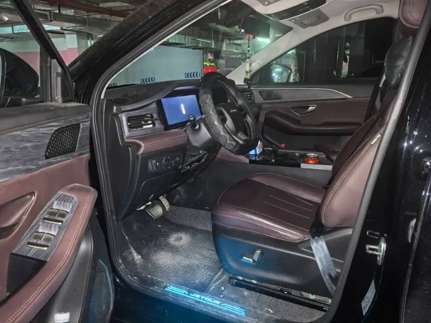 2024 Jetour X90 Plus 1.6T 197HP L4 7DCT,autocango,china used car exporter,china ev exporter,chinese used car exporter,chinese used ev exporter