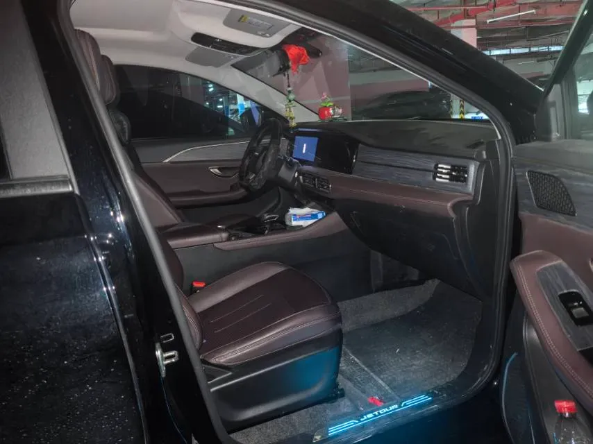 2024 Jetour X90 Plus 1.6T 197HP L4 7DCT,autocango,china used car exporter,china ev exporter,chinese used car exporter,chinese used ev exporter