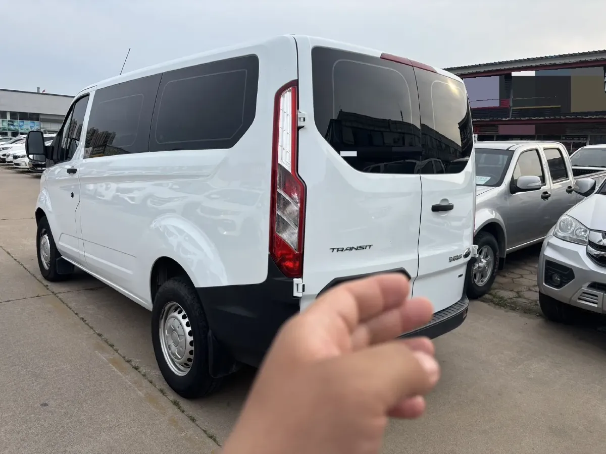 2019 Ford New Era Transit 2.2T 140HP L4 6MT,autocango,china used car exporter,china ev exporter,chinese used car exporter,chinese used ev exporter