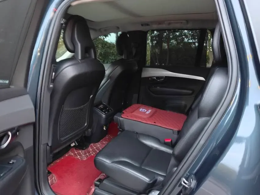 2018 Volvo XC90 2.0T 254HP L4 8AT,autocango,china used car exporter,china ev exporter,chinese used car exporter,chinese used ev exporter