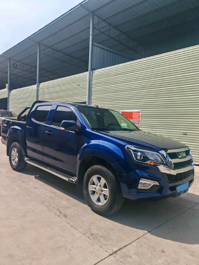 2022 Isuzu RE-MAX Jim 2.8T 120HP L4 5MT,autocango,china used car exporter,china ev exporter,chinese used car exporter,chinese used ev exporter