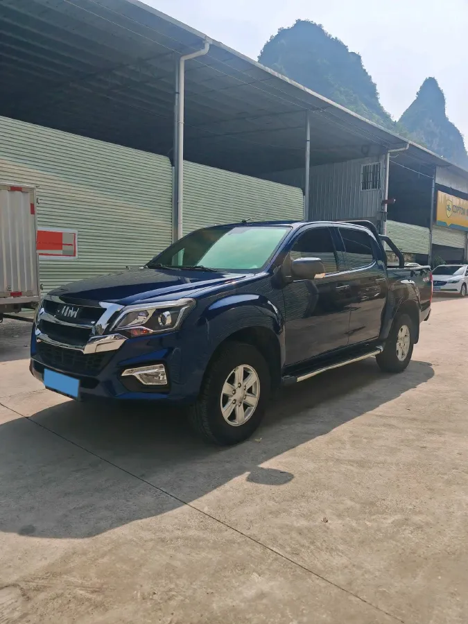 2022 Isuzu RE-MAX Jim 2.8T 120HP L4 5MT,autocango,china used car exporter,china ev exporter,chinese used car exporter,chinese used ev exporter