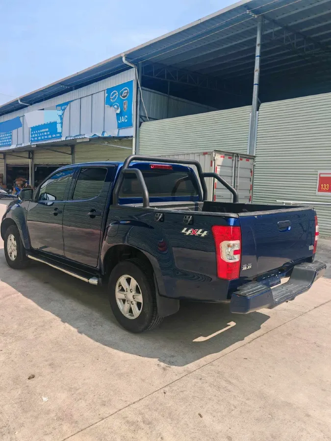 2022 Isuzu RE-MAX Jim 2.8T 120HP L4 5MT,autocango,china used car exporter,china ev exporter,chinese used car exporter,chinese used ev exporter