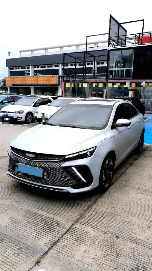 2022 Geely Emgrand L HiP 1.5T 181HP L4 3DHT PHEV 15.5KWH,autocango,china used car exporter,china ev exporter,chinese used car exporter,chinese used ev exporter