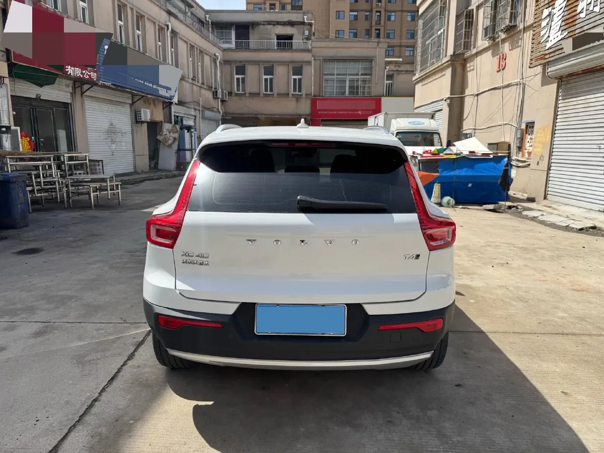 2021 Volvo XC40 2.0T 190HP L4 8AT,autocango,china used car exporter,china ev exporter,chinese used car exporter,chinese used ev exporter