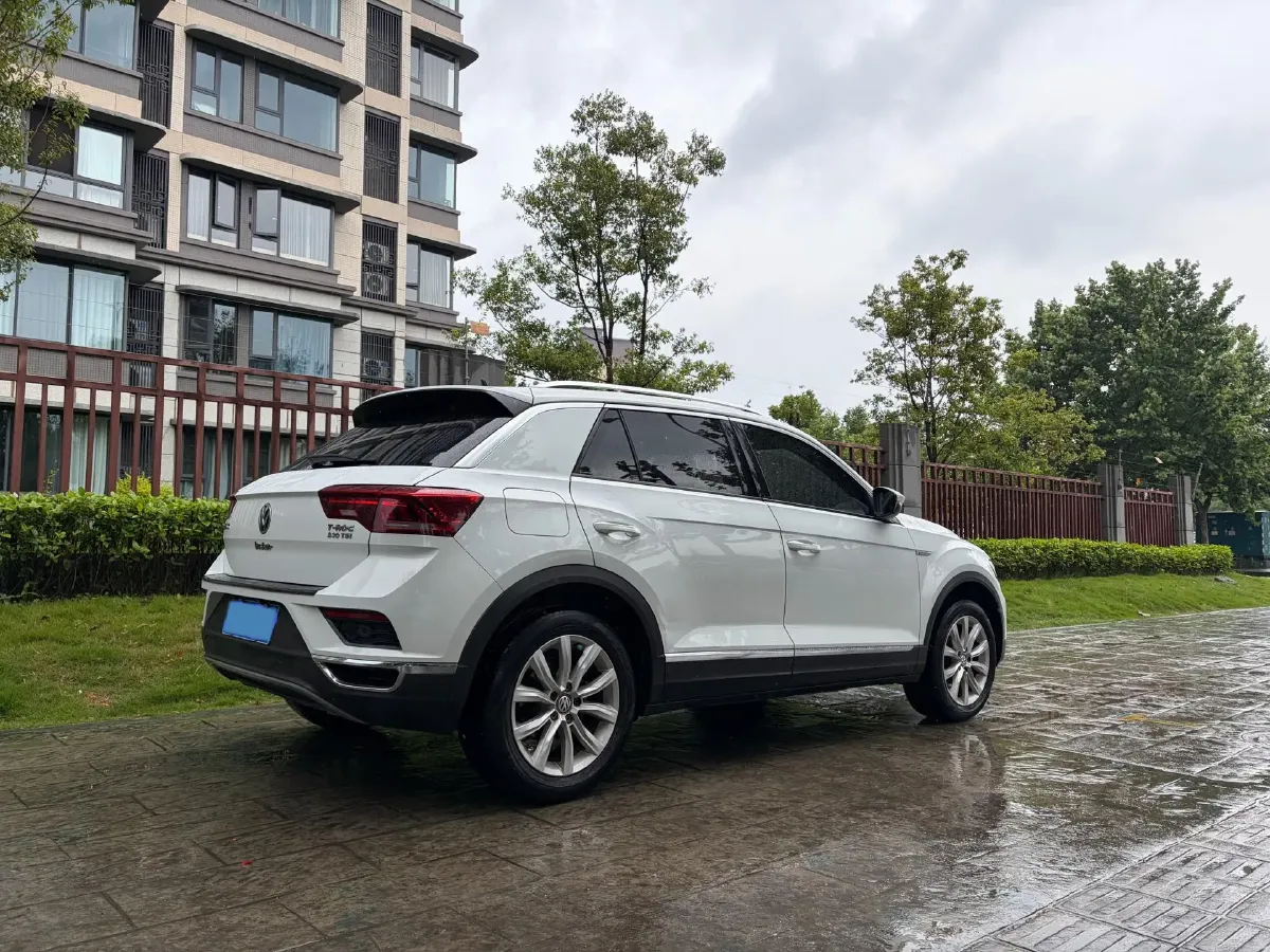 2020 Volkswagen T-Roc 1.4T 131HP L4 7DCT,autocango,china used car exporter,china ev exporter,chinese used car exporter,chinese used ev exporter
