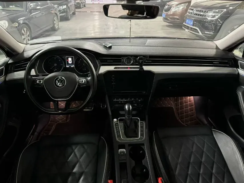 2020 Volkswagen Magotan GTE 1.4T 150HP L4 6DCT PHEV 13KWH,autocango,china used car exporter,china ev exporter,chinese used car exporter,chinese used ev exporter