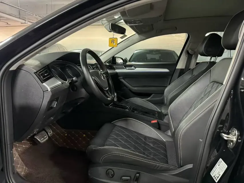 2020 Volkswagen Magotan GTE 1.4T 150HP L4 6DCT PHEV 13KWH,autocango,china used car exporter,china ev exporter,chinese used car exporter,chinese used ev exporter