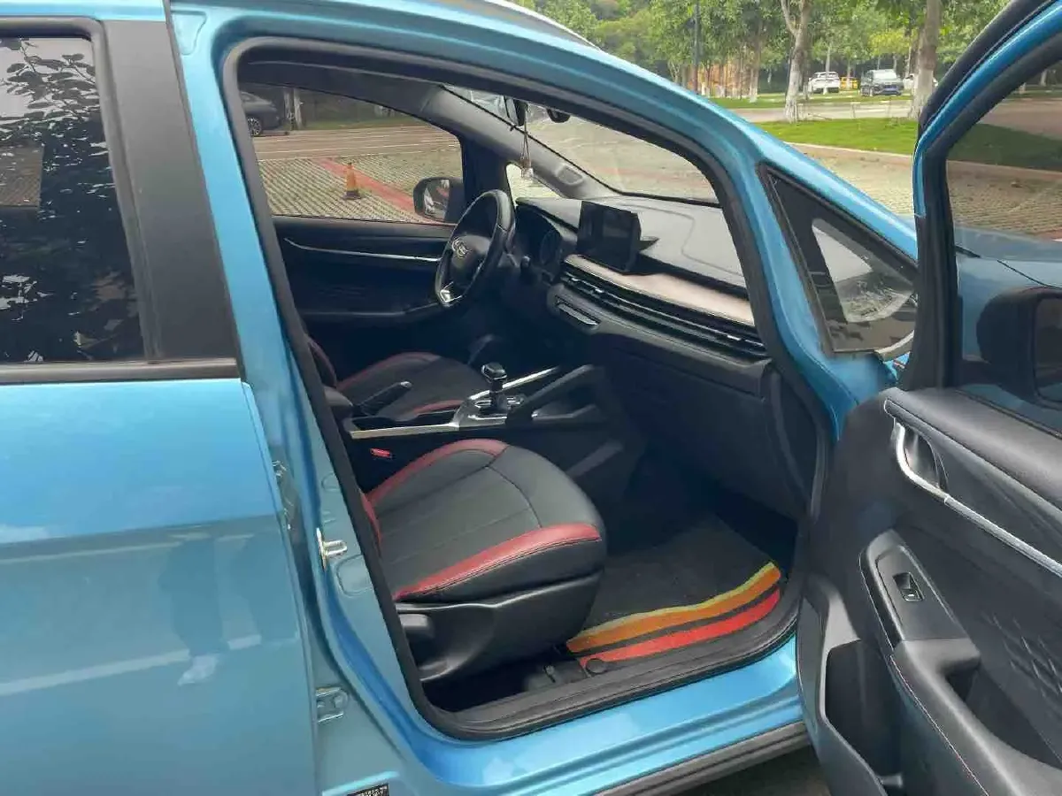 2021 Geely Vision X3 1.5L 109HP L4 CVT,autocango,china used car exporter,china ev exporter,chinese used car exporter,chinese used ev exporter