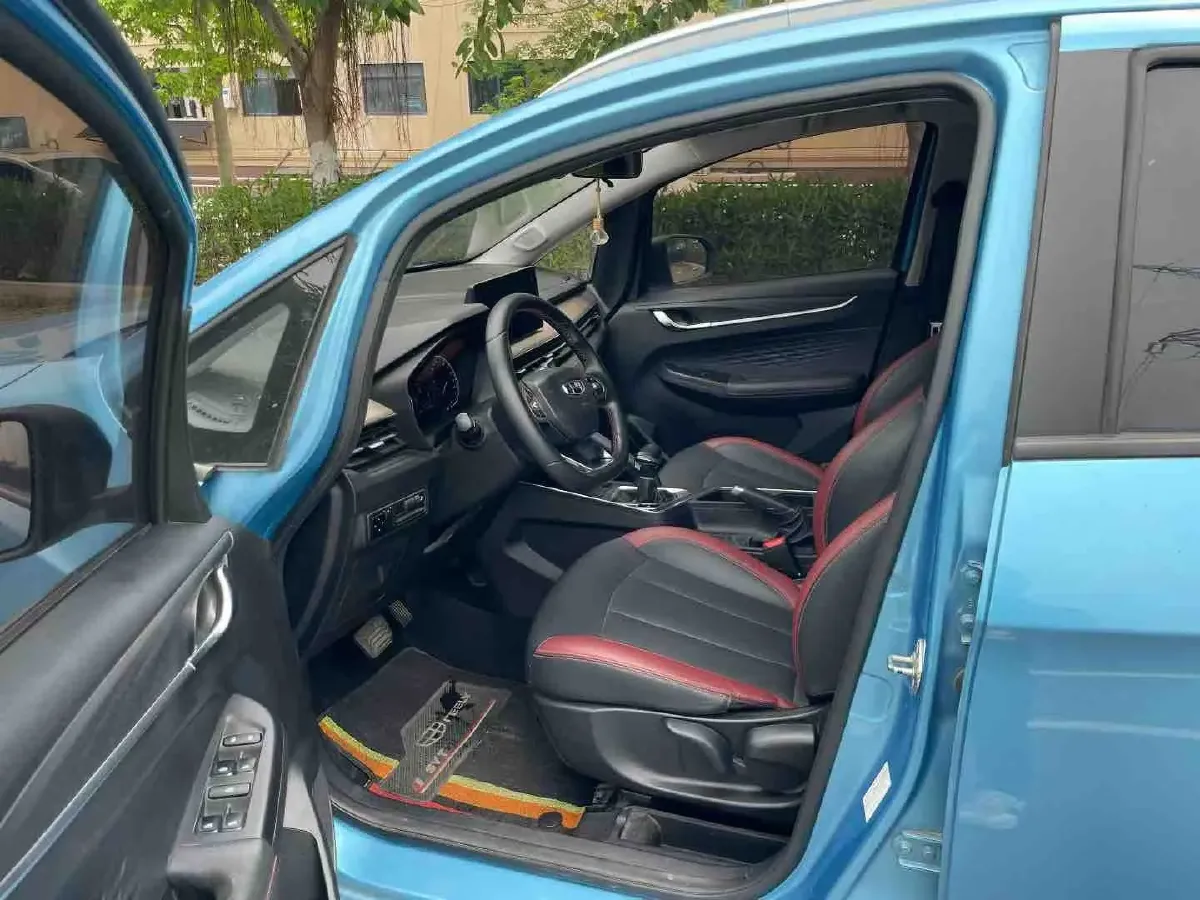 2021 Geely Vision X3 1.5L 109HP L4 CVT,autocango,china used car exporter,china ev exporter,chinese used car exporter,chinese used ev exporter