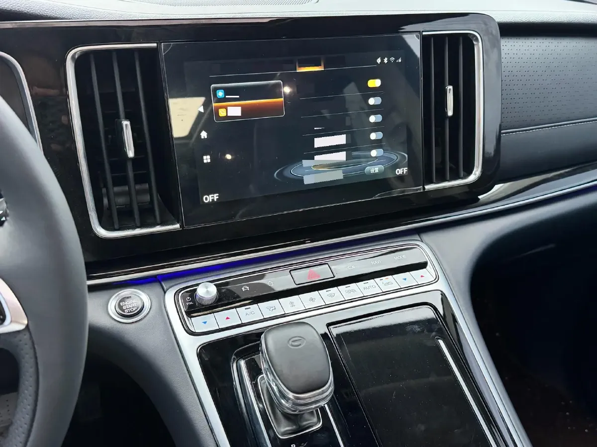 2021 GAC Trumpchi M8 2.0T 252HP L4 8AT,autocango,china used car exporter,china ev exporter,chinese used car exporter,chinese used ev exporter