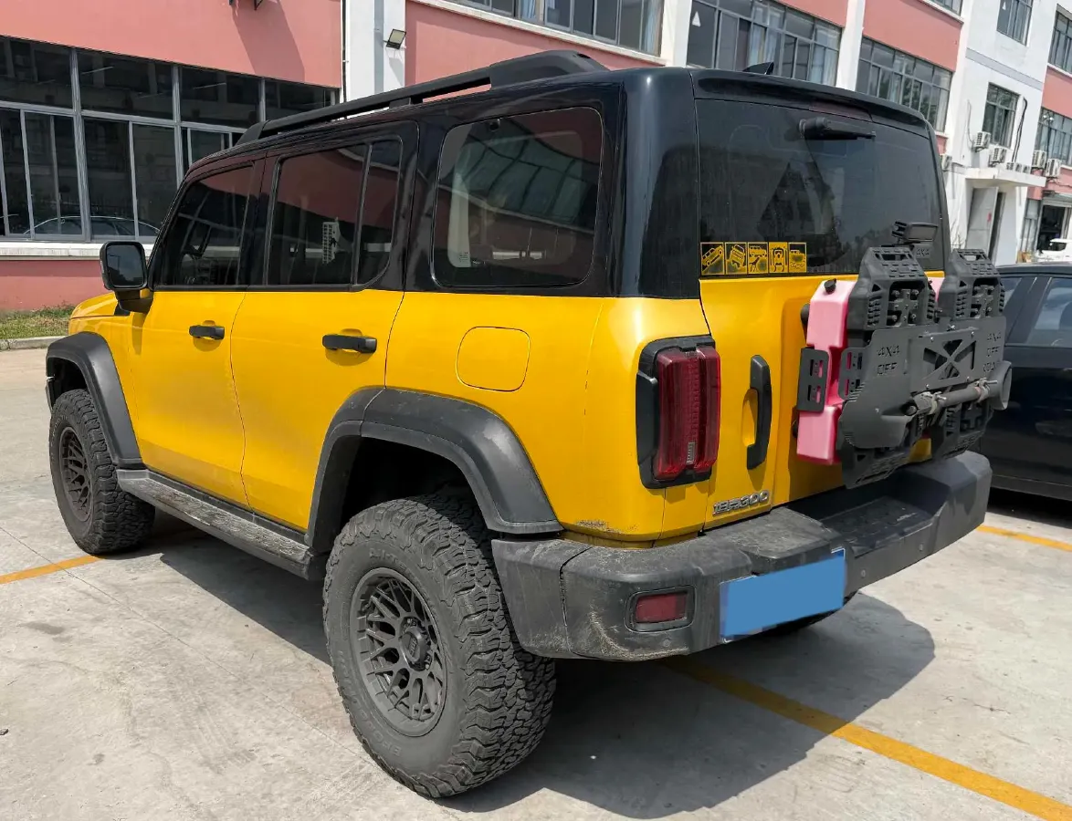 2021 Tank 300 2.0T 227HP L4 8AT,autocango,china used car exporter,china ev exporter,chinese used car exporter,chinese used ev exporter