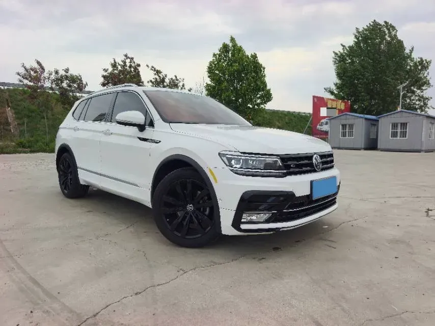 2021 Volkswagen Tiguan L 2.0T 186HP L4 7DCT,autocango,china used car exporter,china ev exporter,chinese used car exporter,chinese used ev exporter