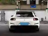 2017 Ferrari GTC4 Lusso 3.9T 609HP V8 7DCT