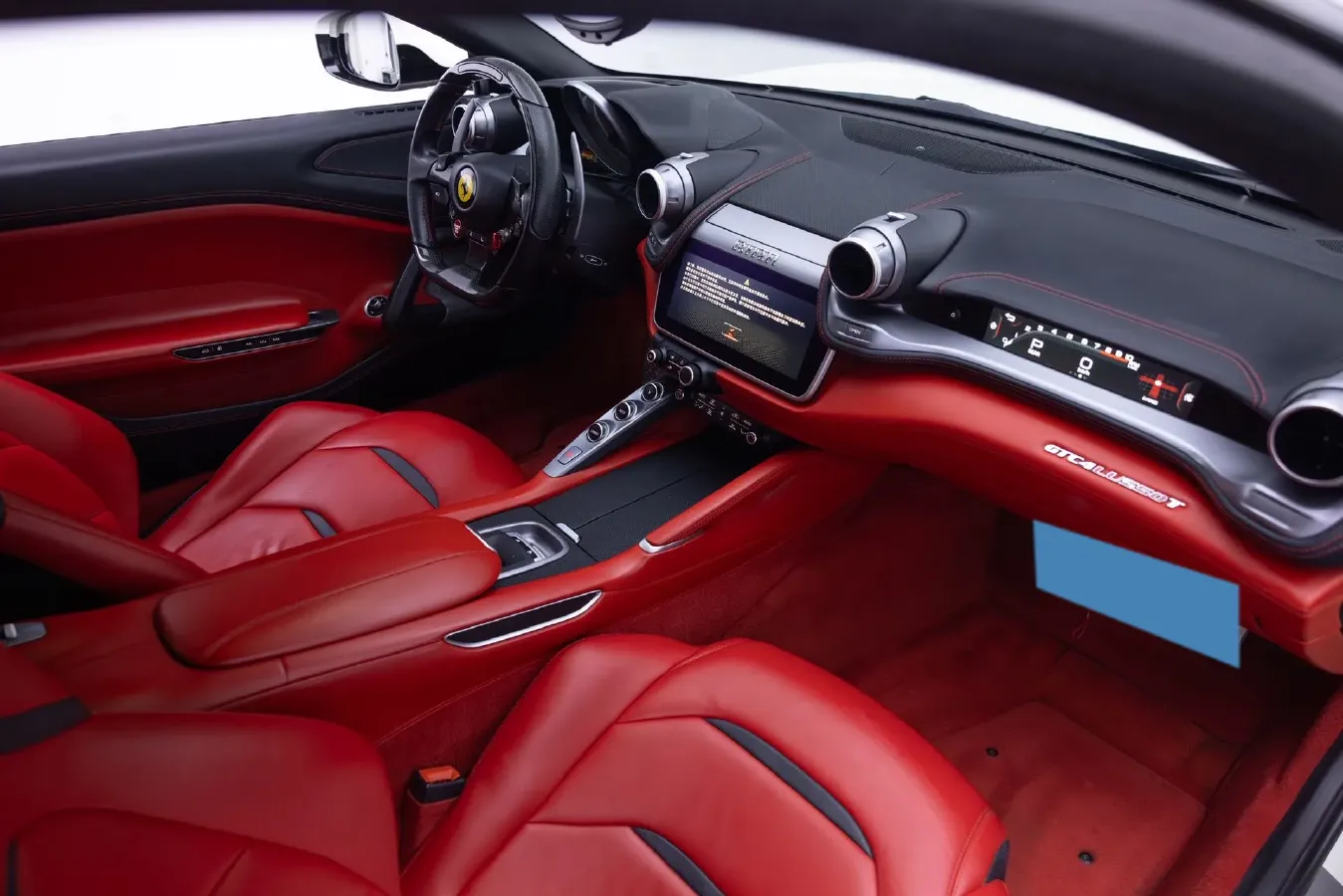 2017 Ferrari GTC4 Lusso 3.9T 609HP V8 7DCT,autocango,china used car exporter,china ev exporter,chinese used car exporter,chinese used ev exporter