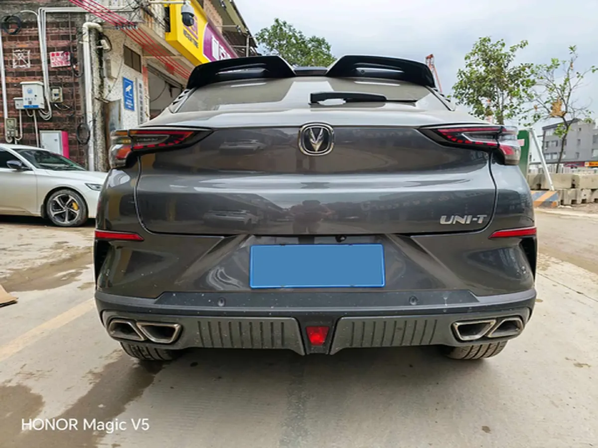 2022 ChangAn UNI-T 1.5T 188HP L4 7DCT,autocango,china used car exporter,china ev exporter,chinese used car exporter,chinese used ev exporter