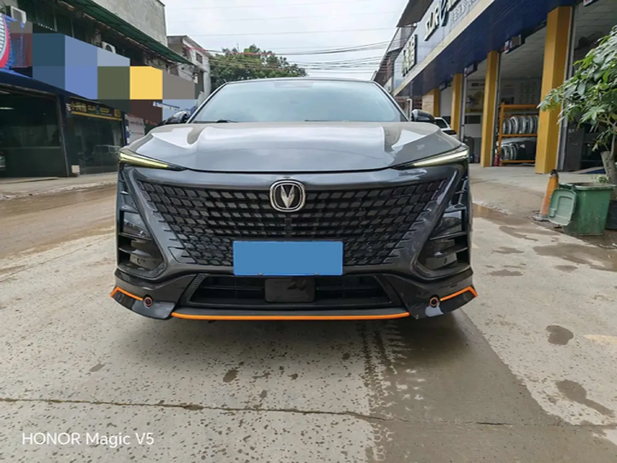 2022 ChangAn UNI-T 1.5T 188HP L4 7DCT,autocango,china used car exporter,china ev exporter,chinese used car exporter,chinese used ev exporter