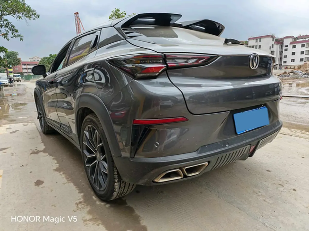 2022 ChangAn UNI-T 1.5T 188HP L4 7DCT,autocango,china used car exporter,china ev exporter,chinese used car exporter,chinese used ev exporter