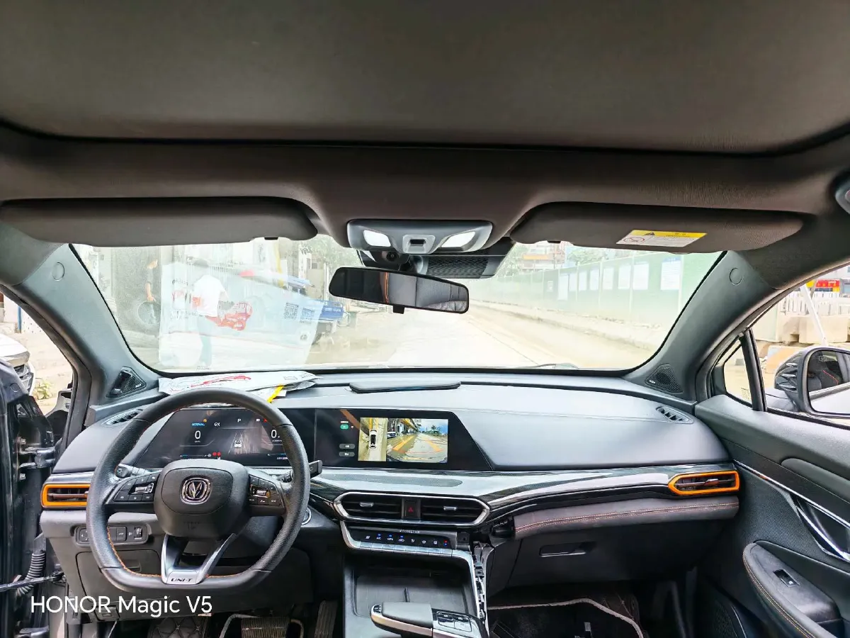 2022 ChangAn UNI-T 1.5T 188HP L4 7DCT,autocango,china used car exporter,china ev exporter,chinese used car exporter,chinese used ev exporter