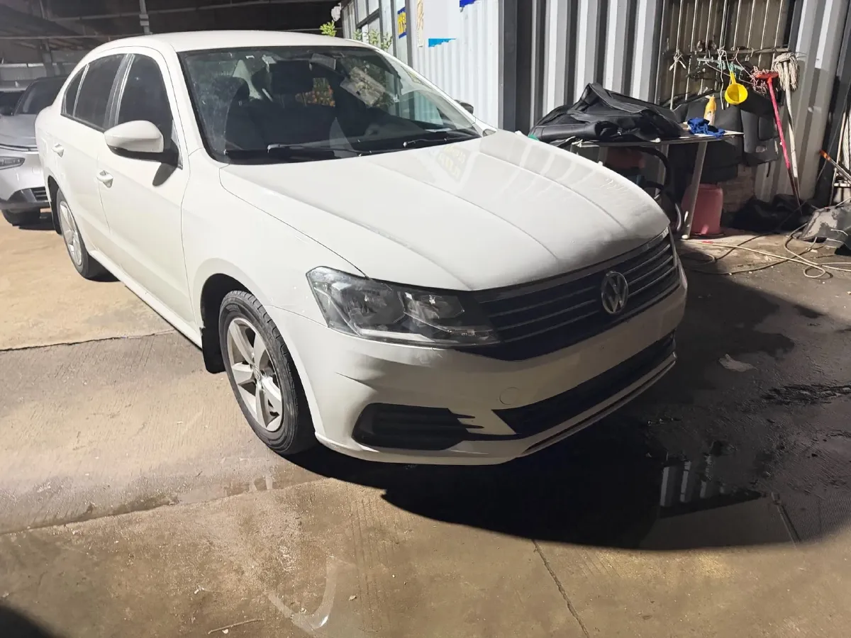 2019 Jetour X90 1.5T 147HP L4 6MT,autocango,china used car exporter,china ev exporter,chinese used car exporter,chinese used ev exporter