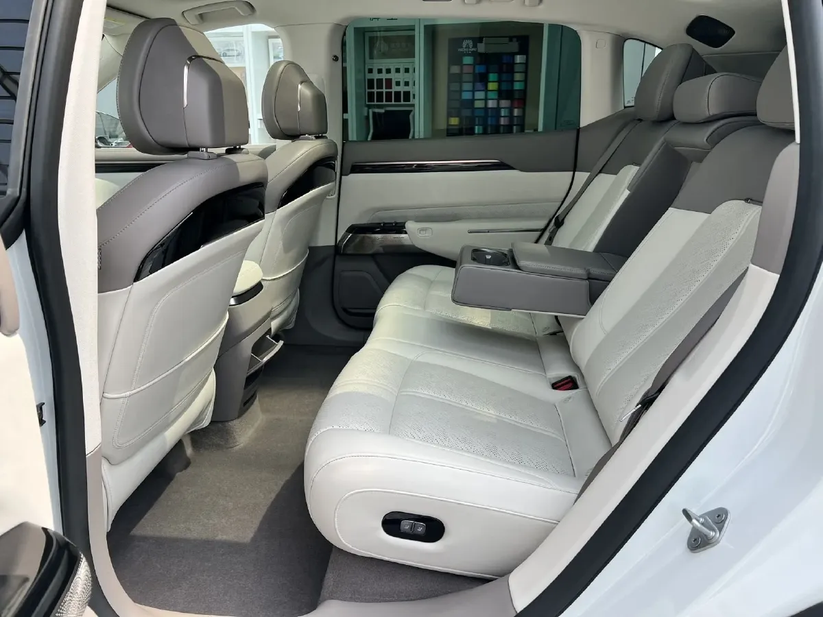 2025 Zeekr 7X BEV 75KWH,autocango,china used car exporter,china ev exporter,chinese used car exporter,chinese used ev exporter