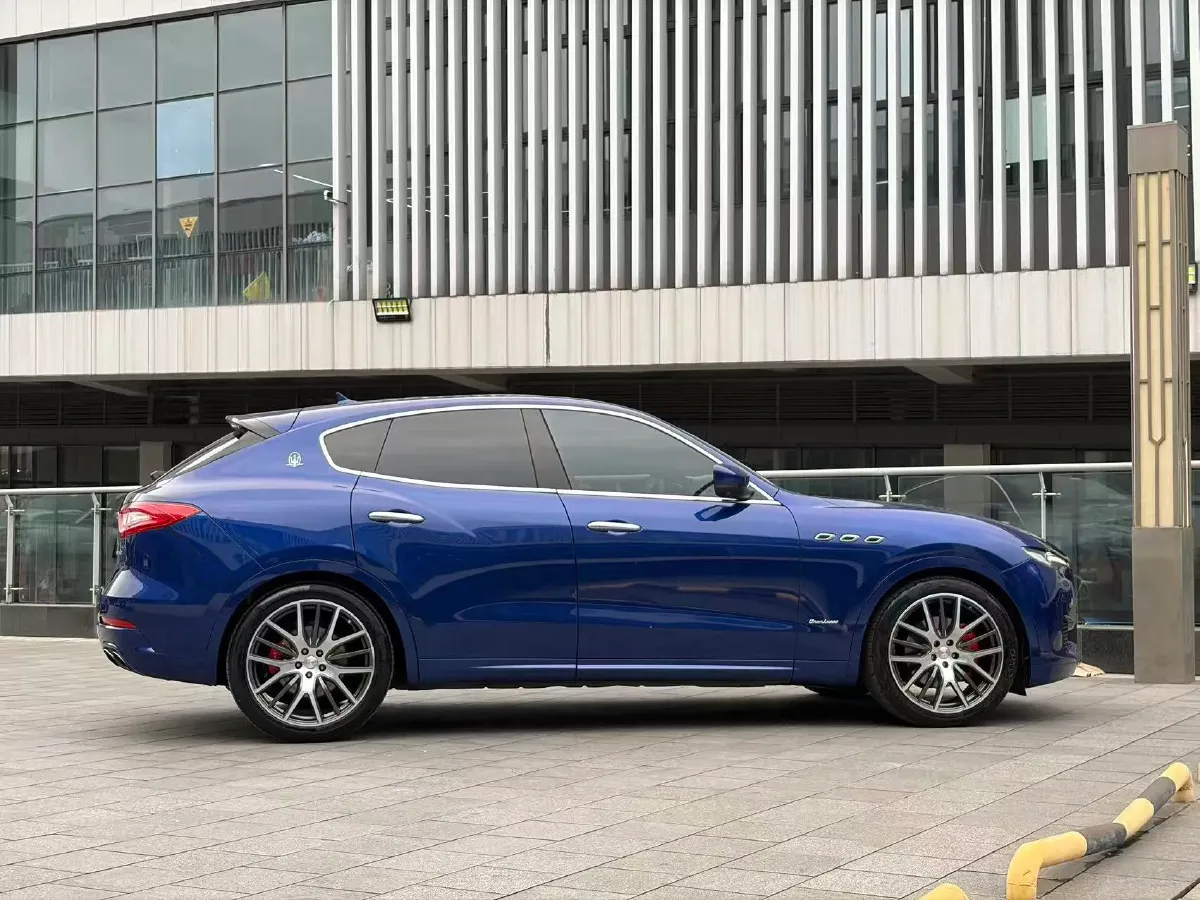 2018 Maserati Levante 3.0T 350HP V6 8AT,autocango,china used car exporter,china ev exporter,chinese used car exporter,chinese used ev exporter