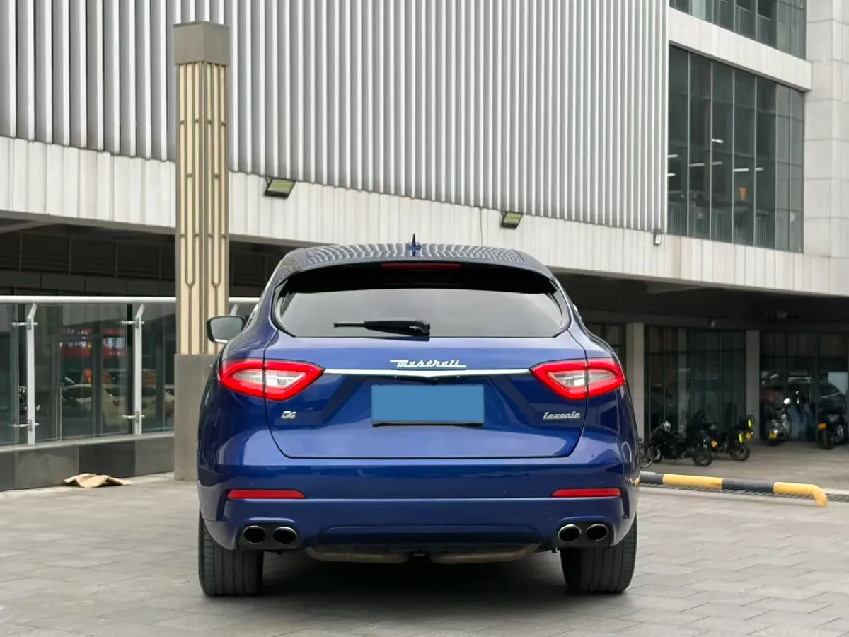 2018 Maserati Levante 3.0T 350HP V6 8AT,autocango,china used car exporter,china ev exporter,chinese used car exporter,chinese used ev exporter