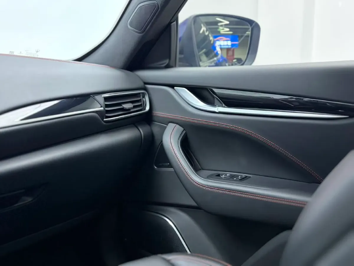 2018 Maserati Levante 3.0T 350HP V6 8AT,autocango,china used car exporter,china ev exporter,chinese used car exporter,chinese used ev exporter