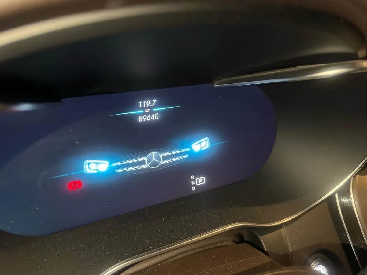 2020 Mercedes-Benz GLC Class 2.0T 258HP L4 9AT,autocango,china used car exporter,china ev exporter,chinese used car exporter,chinese used ev exporter