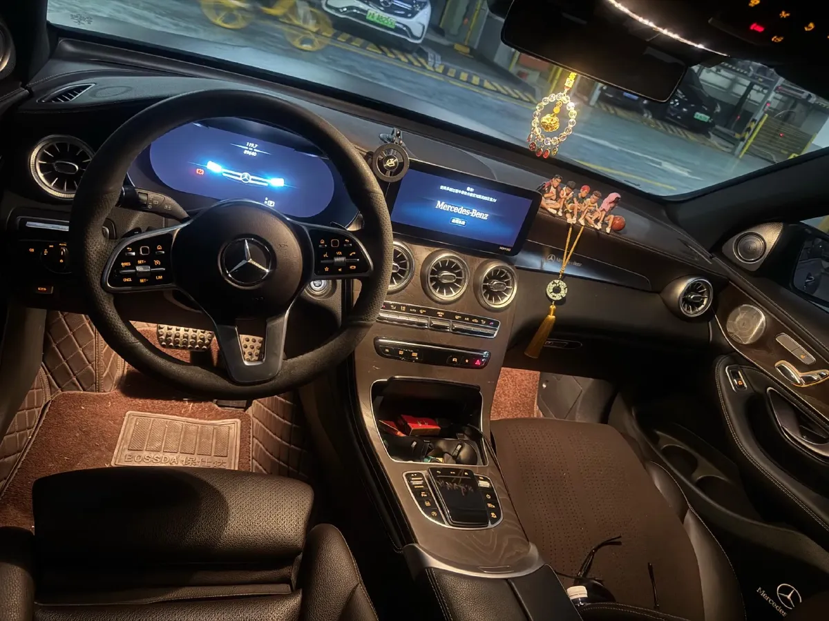 2020 Mercedes-Benz GLC Class 2.0T 258HP L4 9AT,autocango,china used car exporter,china ev exporter,chinese used car exporter,chinese used ev exporter